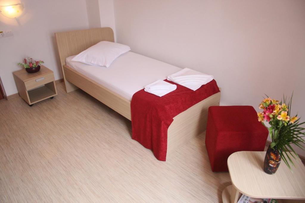 Hotel Sir Gara De Nord Bukarest Exterior foto
